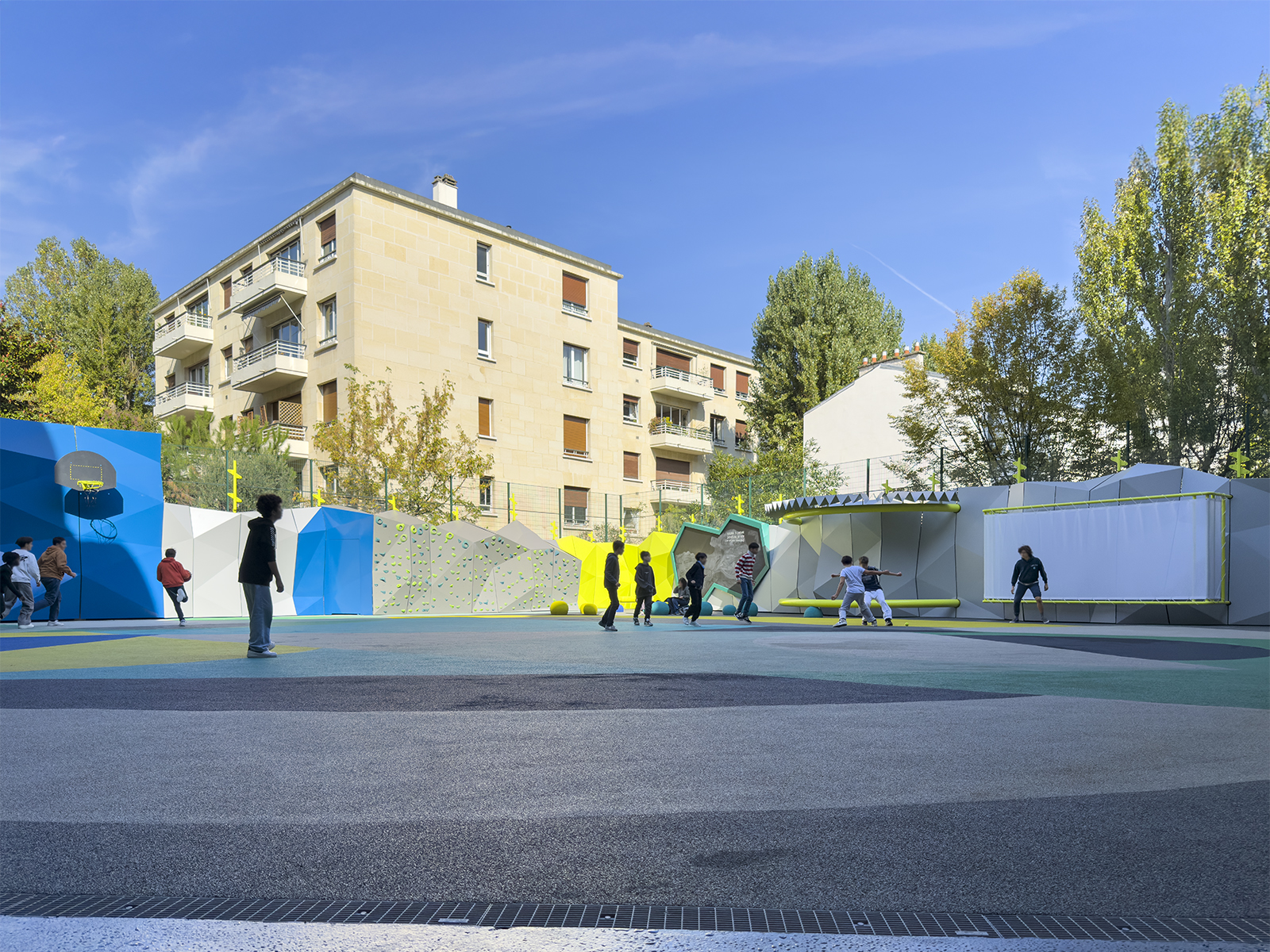 Se muestra en cualquier zona donde este la imagen y se tenga que mostrar un texto.